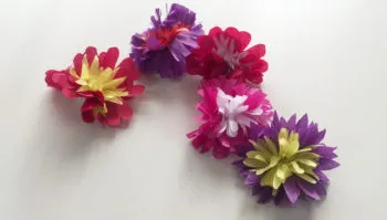 flores de papel de seda