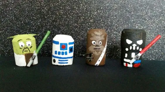 DIY Star Wars cork fun! Great craft to do with the little Star Wars fans in your house.