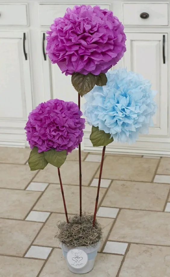 Conjunto de flores gigantes con papel barrilete