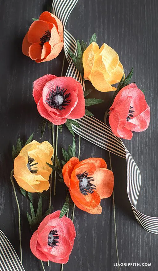 Crepe Paper Anemone Flower: 