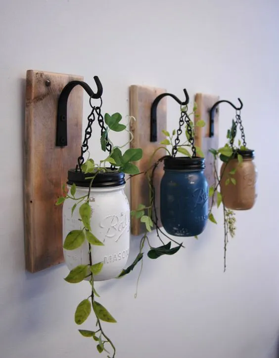 decoracion de pared con botes