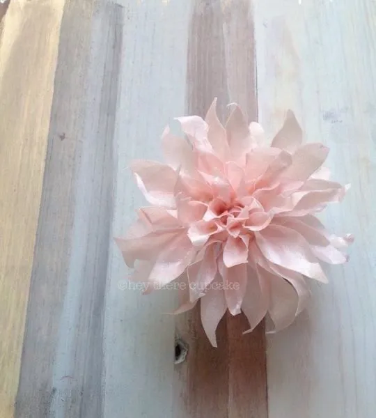 ▷ ✓28 tutoriales sencillos de flores de papel arroz 【TOP 2022】 - Uma Manualidades ▷ ✓28 tutoriales sencillos de flores de papel arroz 【TOP 2022】 - Uma Manualidades
