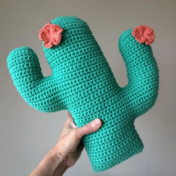 Flower Cactus Cushion Crochet Pattern: 