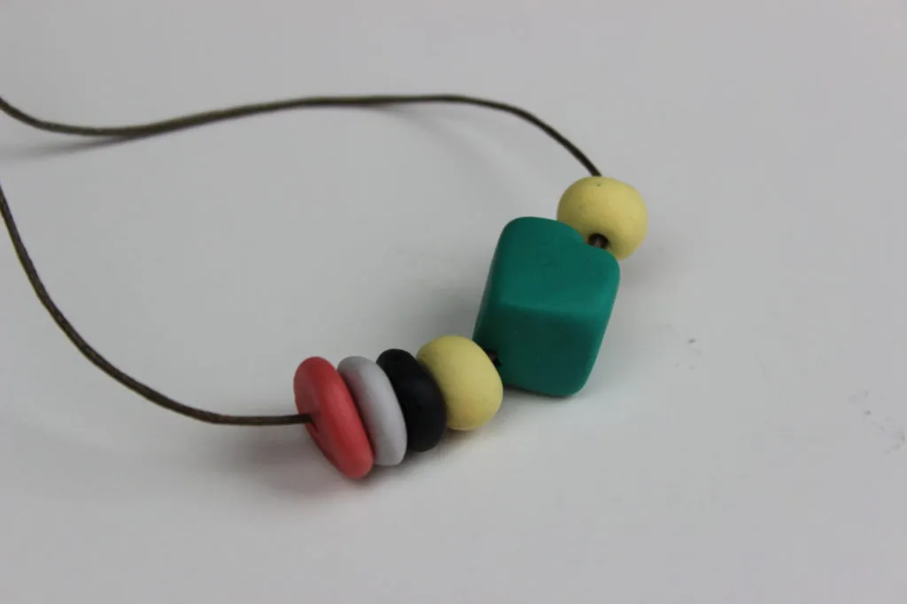 collares de fimo de colores