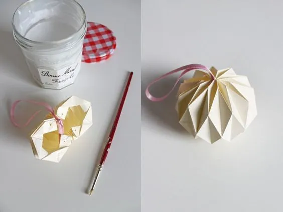 como hacer bolas de navidad de scrap