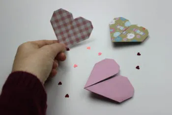 corazones de papel
